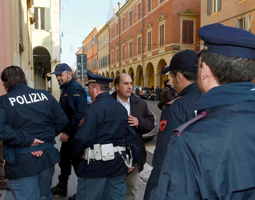 Ancora allarme bomba: tribunale evacuato 