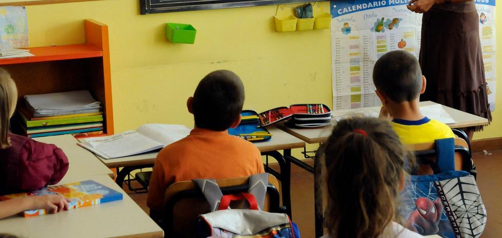 Botte agli alunni, maestra denunciata 
