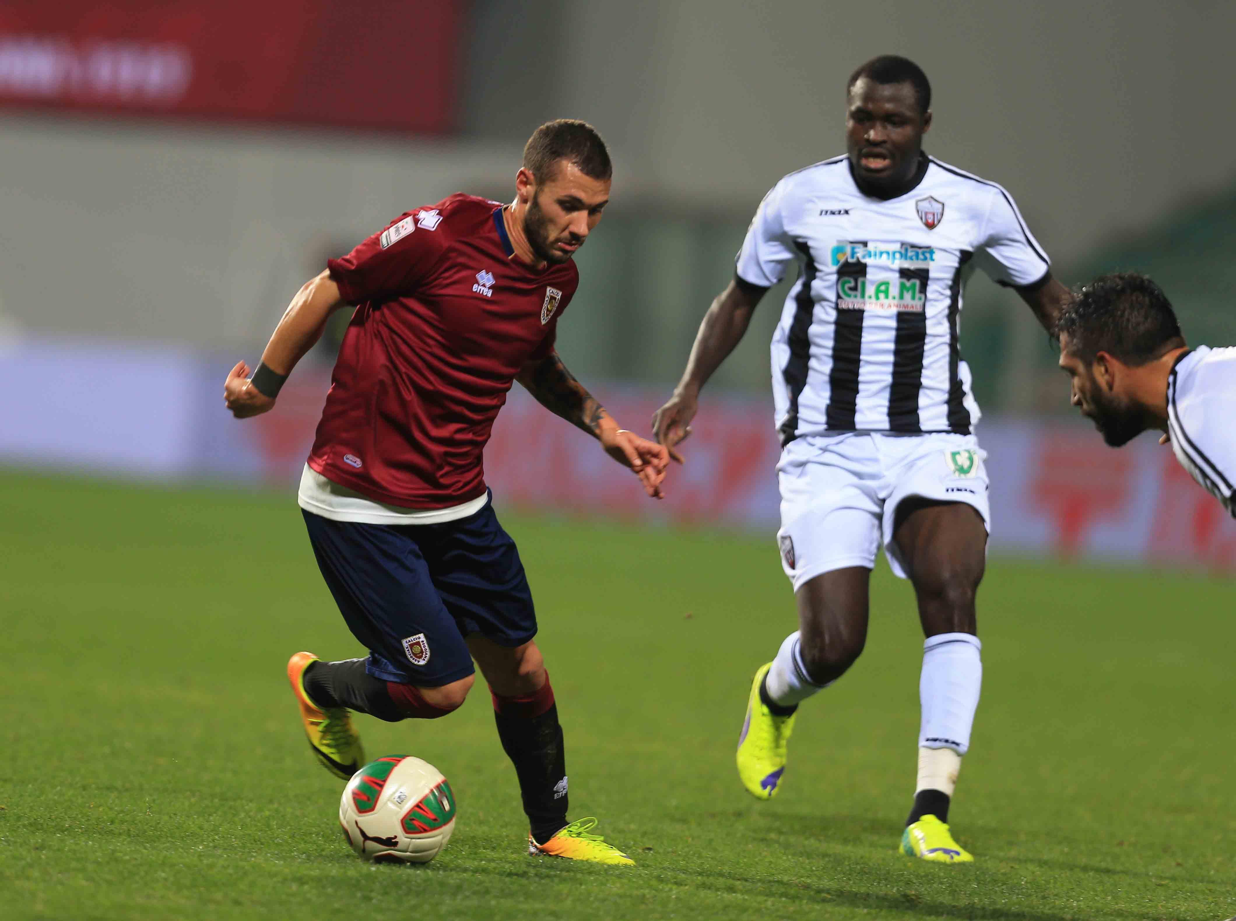 La Reggiana cala il poker e batte il Prato 4-0 