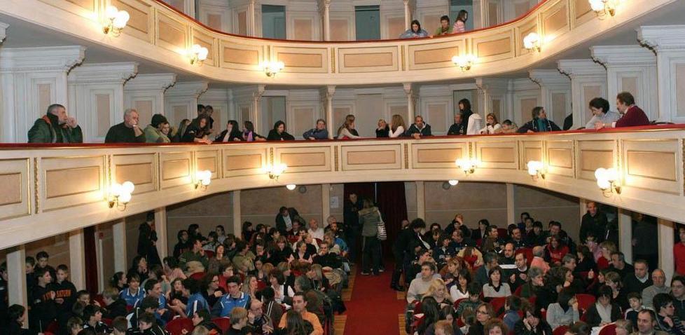 Lavori al teatro “Ruggeri” per la messa in sicurezza 