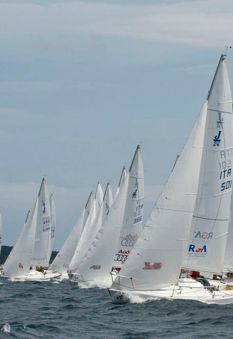 j24 in mare