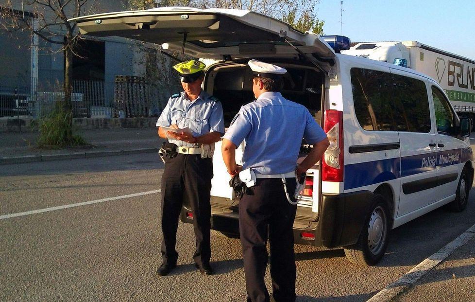 Oltre tre incidenti al giorno