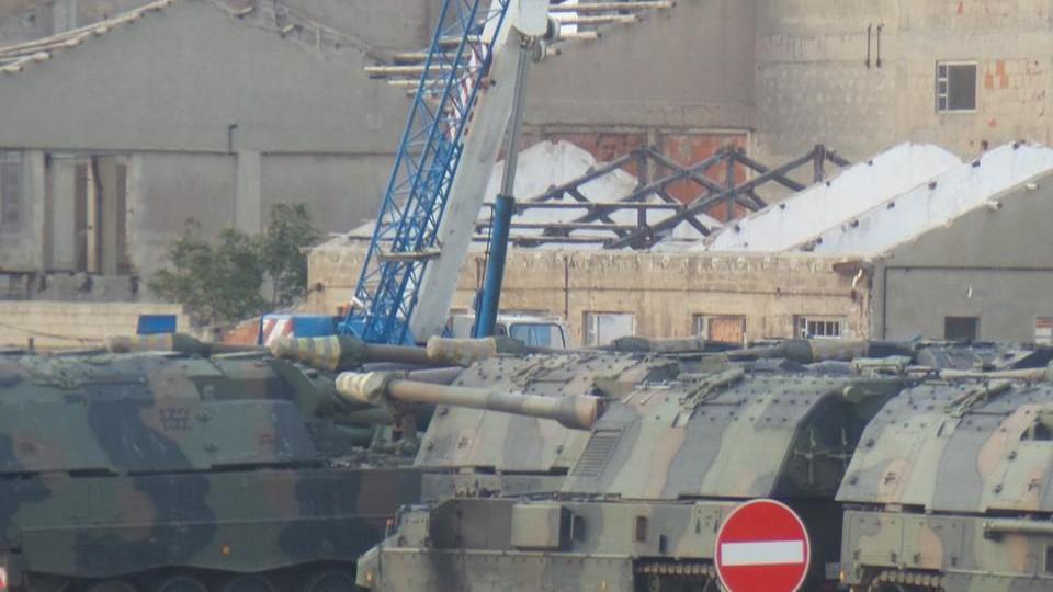 Carri armati sbarcati a Tedulada