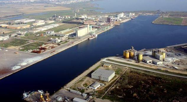 Un terminal per il gas al porto 