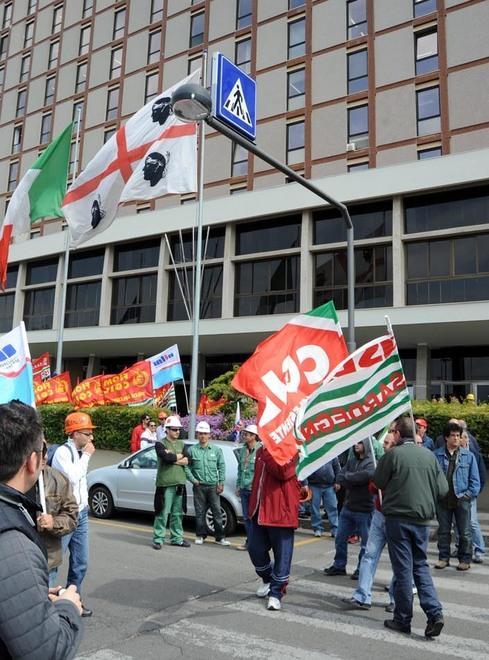 Gli operai ex Ila occupano la Regione 