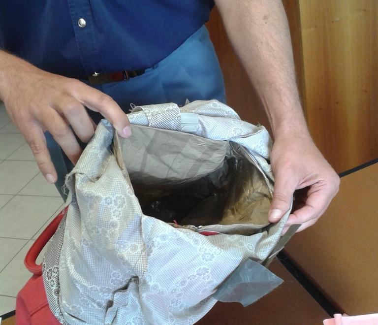 Shopping con la borsa schermata 