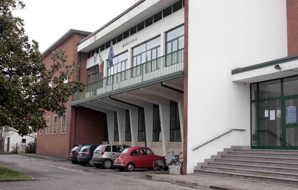 Confronto sull’idea del municipio chiuso il sabato