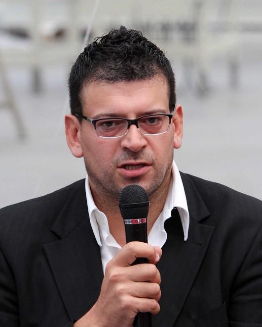 Basket Dnc, la Rebasket ha esonerato Fernando Casoli