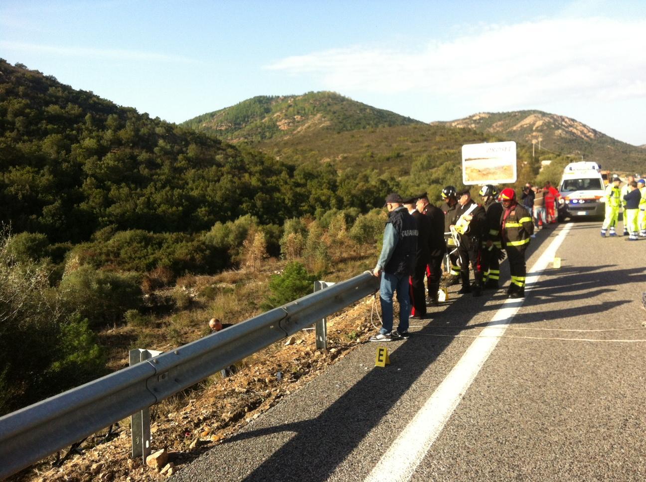 Il ciclista travolto è finito nella scarpata della Olbia-Nuoro