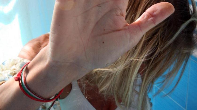 Sentenza ribaltata: violentò la 18enne