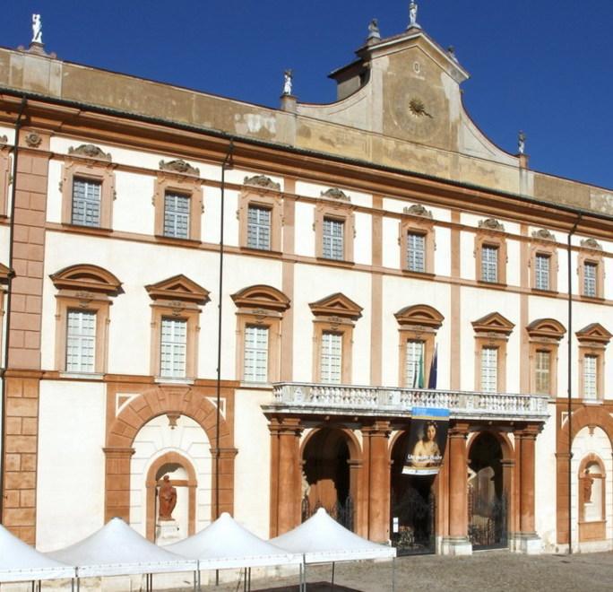 Un edificio unico che deve fare da polo turistico