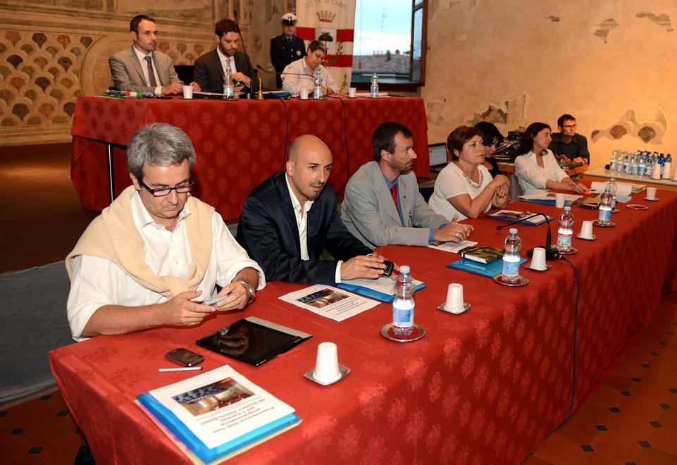 I soldi presi agli evasori saranno usati per il lavoro 