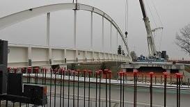 Idrovia, un passo avanti Posata campata del ponte