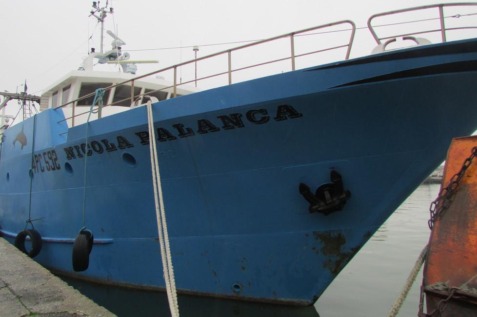 Paura per un malore sul peschereccio 