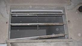 Banda di professionisti fa razzia in un salumificio