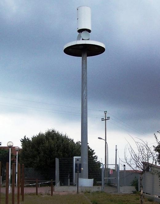 «Occorre potenziare la telefonia mobile»