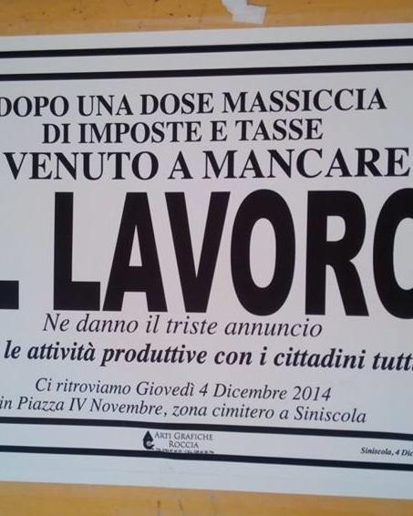 Siniscola si ferma per un giorno per protestare contro la crisi 