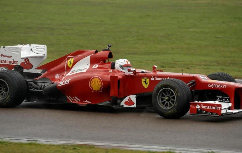 Vettel, il giorno dei primi giri in Ferrari 