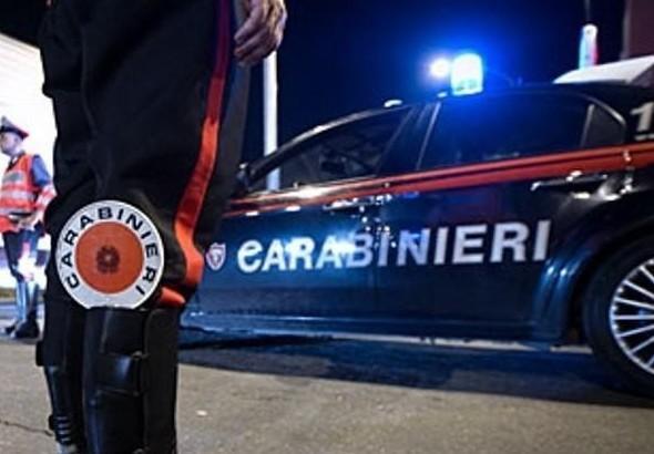 Argenta, rompono la finestra e rubano oggetti d’oro 