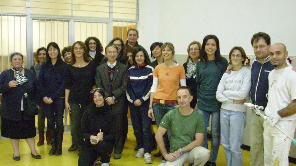 Impegno di genitori e docenti Hanno verniciato la scuola