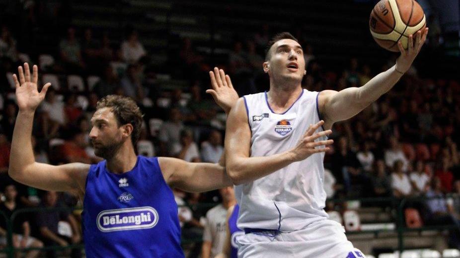 Mobyt a Voghera per spegnere l’Orsi