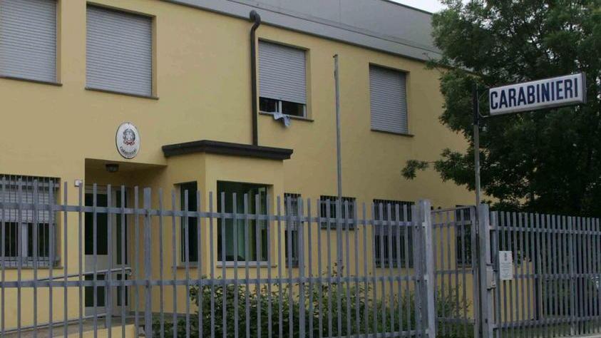 Perseguita l’ex con whatsapp: arrestato