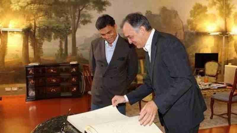 Jindal con Enrico Rossi