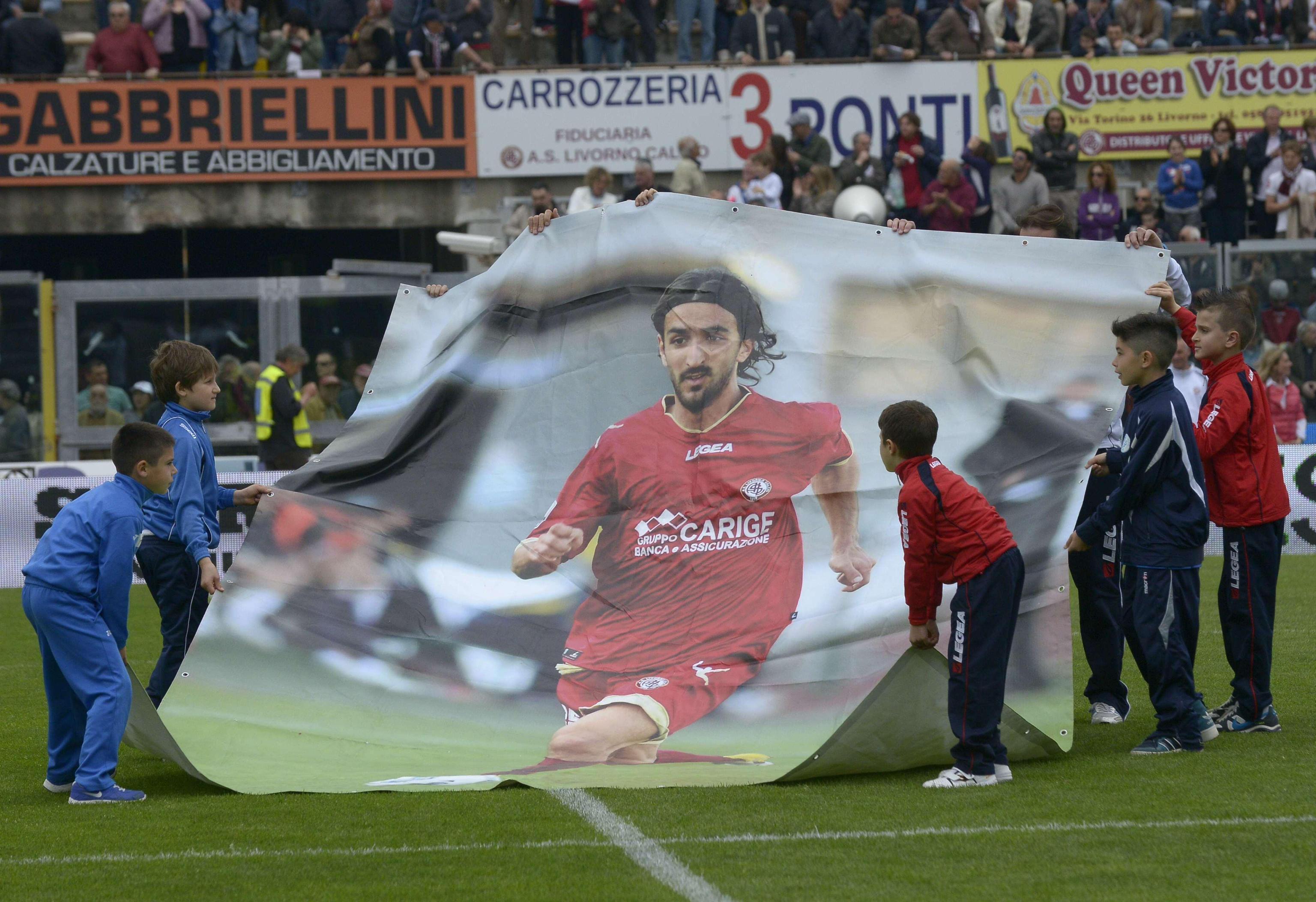 Un ricordo di Piermario Morosini allo stadio Picchi di Livorno