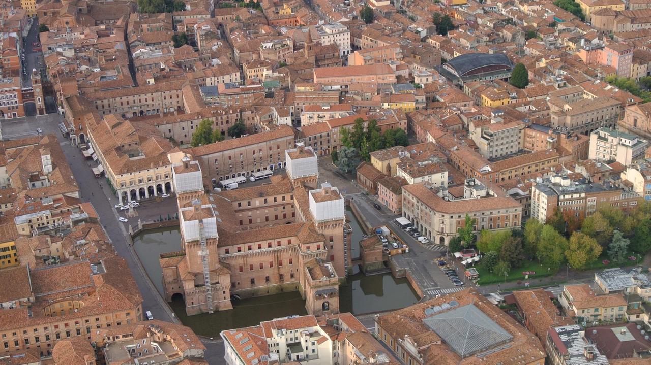 ferrara dall'alto