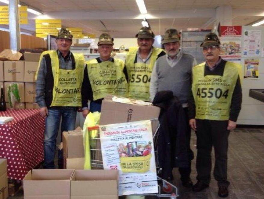 Raccolta alimentare degli Alpini 