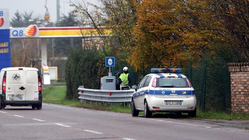 Chiari: «Sì, a Modena i velox sono tarati a 56 km/h»