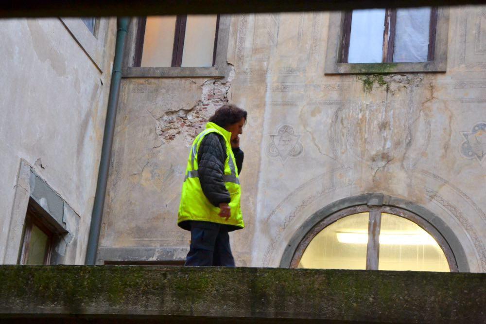 Delizia Esposito, la spazzina che ha minacciato di lanciarsi dal tetto del municipio