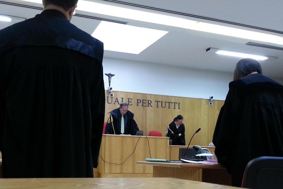 Sotto processo per tentata estorsione