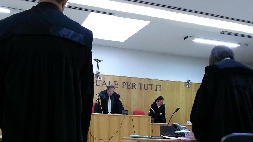 Sotto processo per tentata estorsione