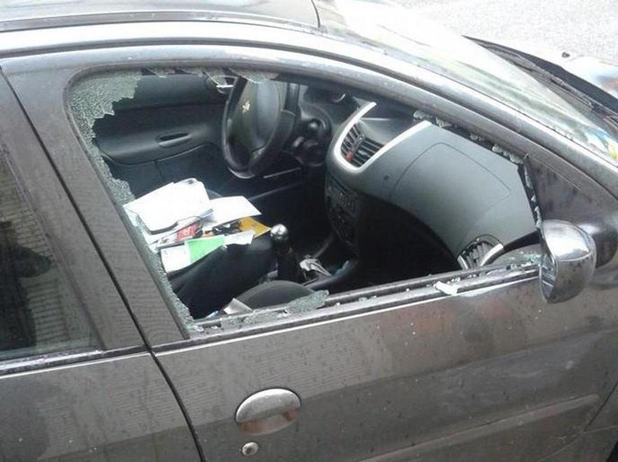 Arrestato il ladro delle macchine in sosta 