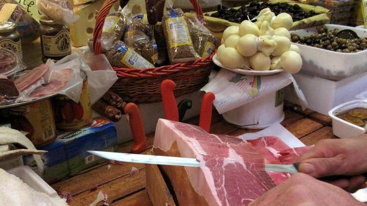 Agro-alimentare in crisi nera per salvarlo serve un consorzio