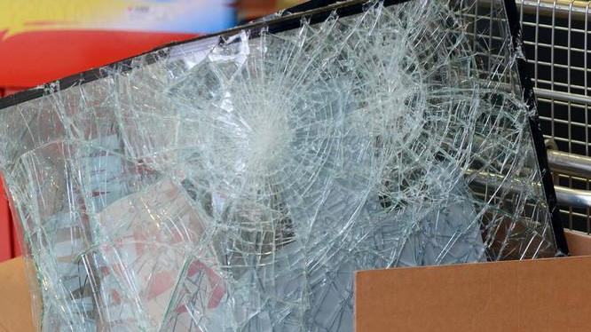 Spaccata e razzia di utensili alla Wurth: è il terzo colpo da quando ha aperto