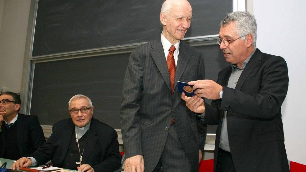 Premiato Irving Greenberg