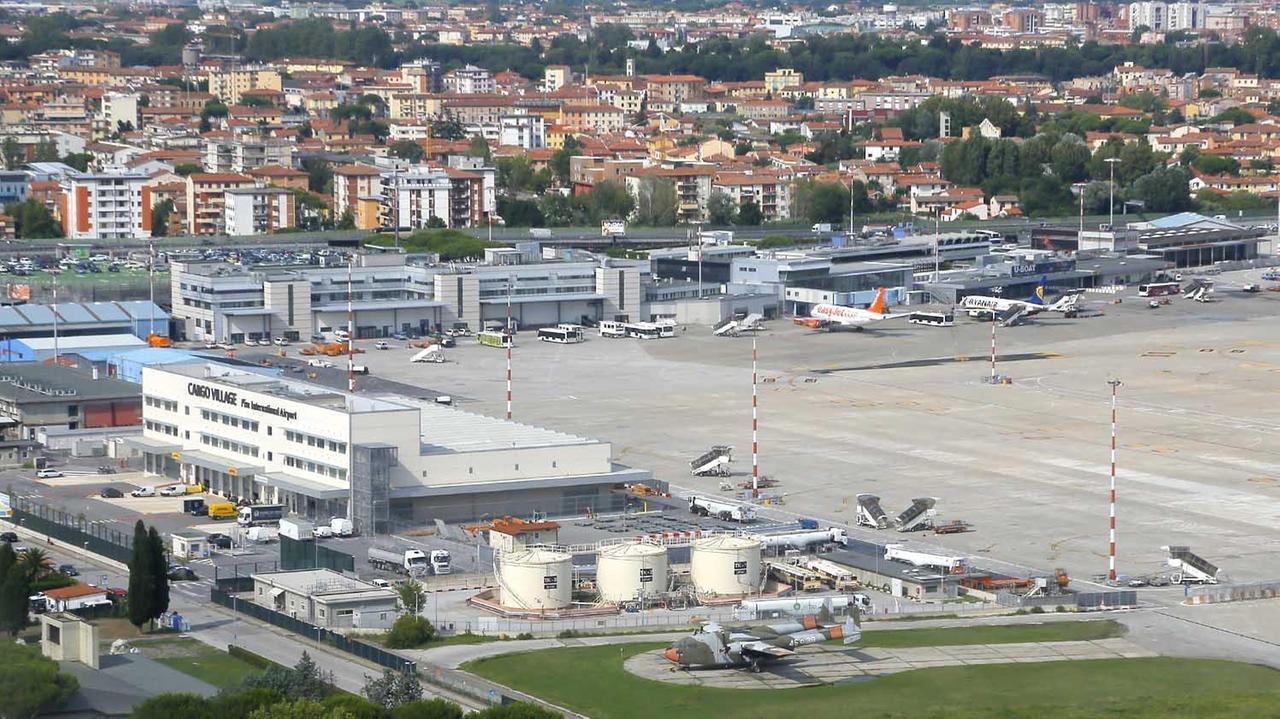 Toscana Aeroporti distribuisce utili: Pisa vota contro, Firenze si astiene 