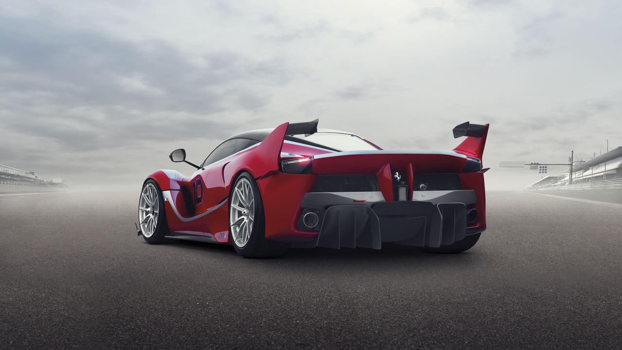 Ferrari presenta la nuova supercar: ecco la FXX K