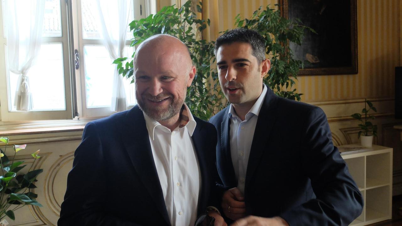 Il sindaco di Livorno, Filippo Nogarin, e il sindaco di Parma, Federico Pizzarotti