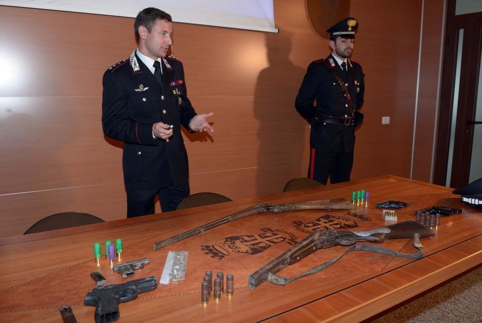 Arrestato con armi clandestine 