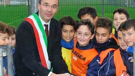 Inaugurato il sintetico “Lari”