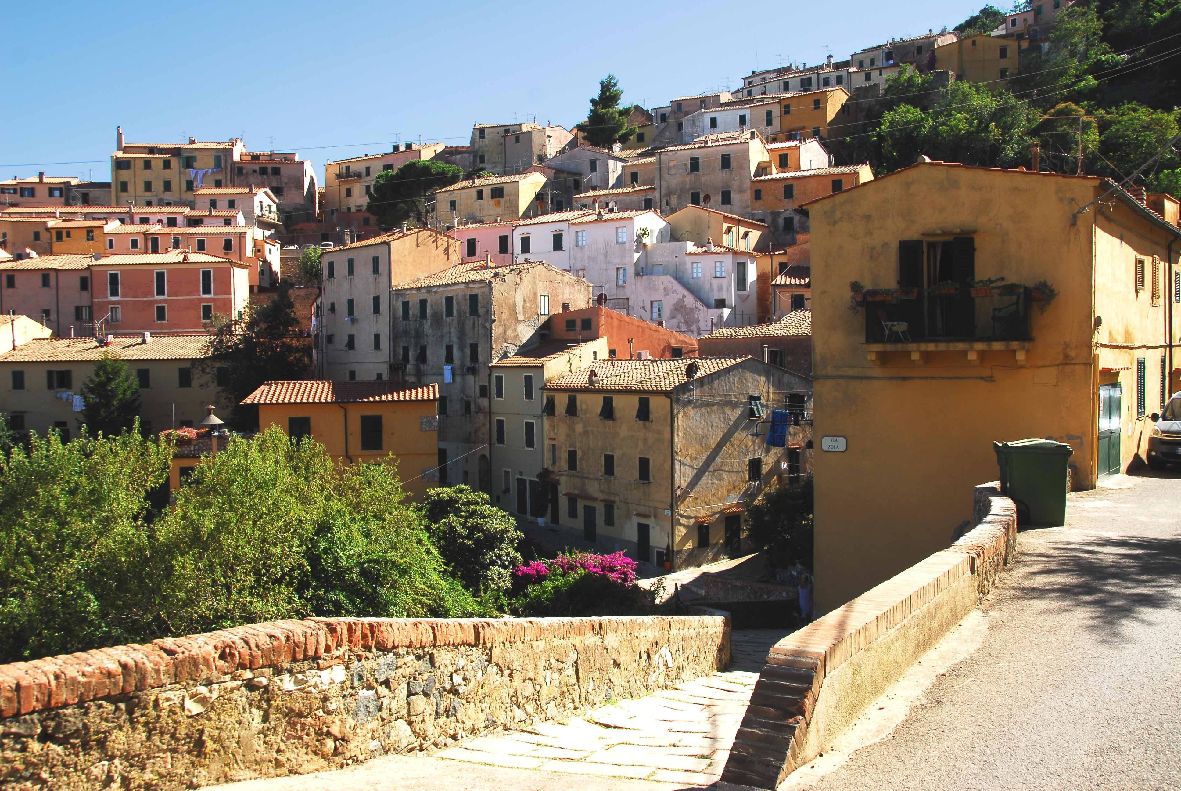 Una veduta di Rio nell'Elba (foto di Giò Di Stefano)