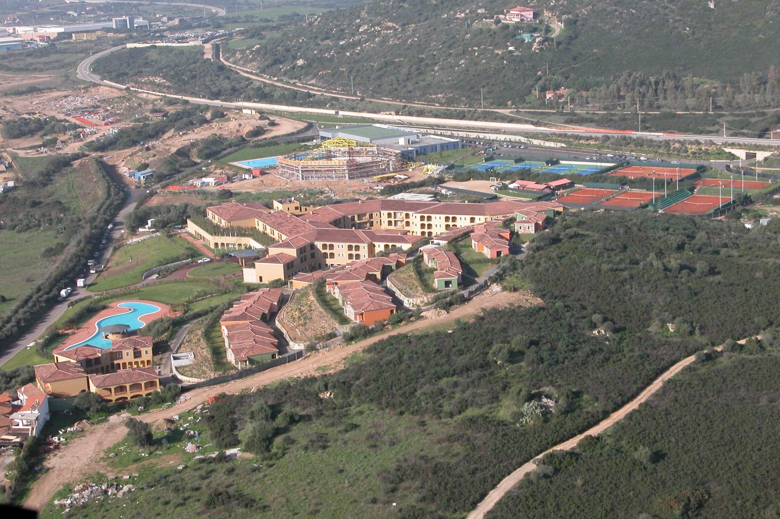 Una veduta aerea del Geovillage di Olbia