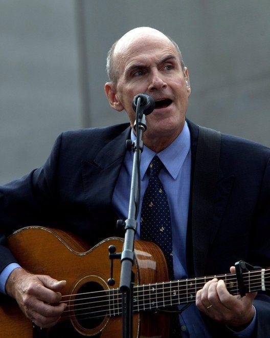 Ecco il James Taylor Quartet con “Closer to the moon” 