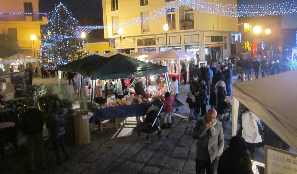Mercatini, musica e giochi per il Natale di Arzachena 