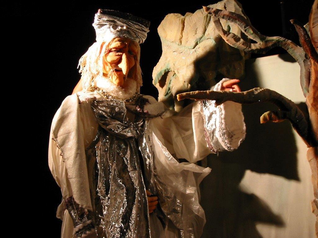 Arriva la Befana, burattini in scena al Lux 