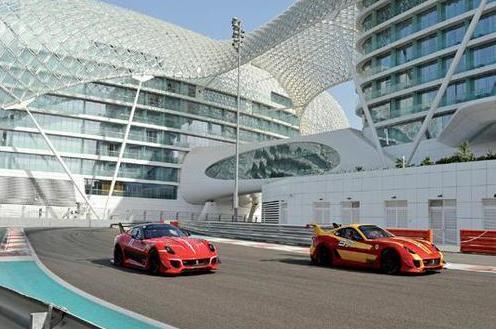 Il sole del Medio Oriente si tinge di rosso Ferrari 