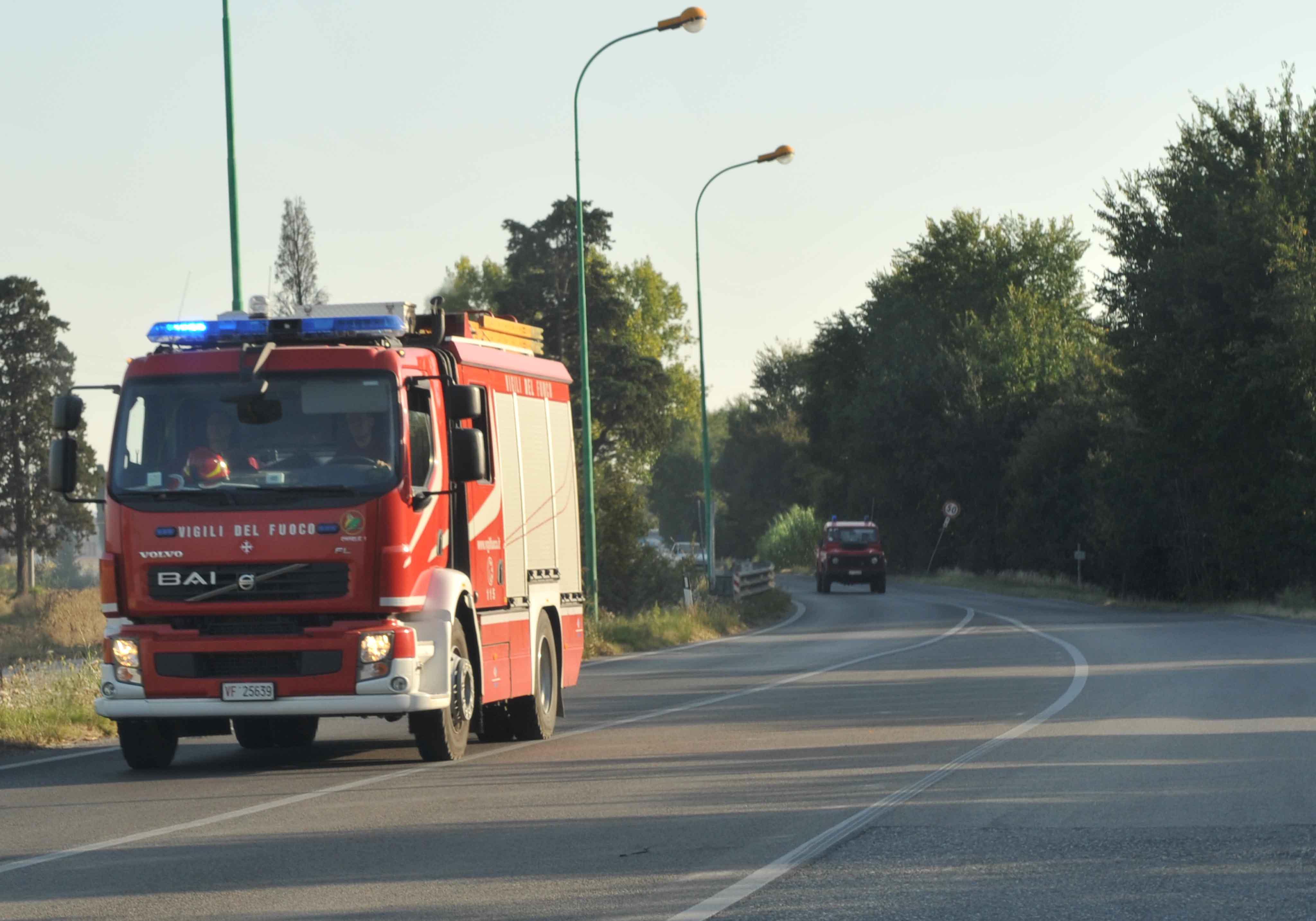 Si addormenta con la sigaretta accesa, muore nell'incendio della casa 